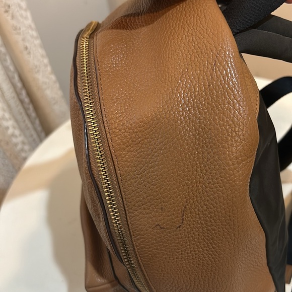 Coach F30550 Charlie Light Pebbled Leather Medium Backpack - Picture 5 of 13